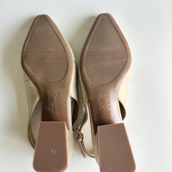 Naturalizer Gold Silver Animal Print Leather Close Toe Slingbacks size 7.5 - Picture 12 of 16